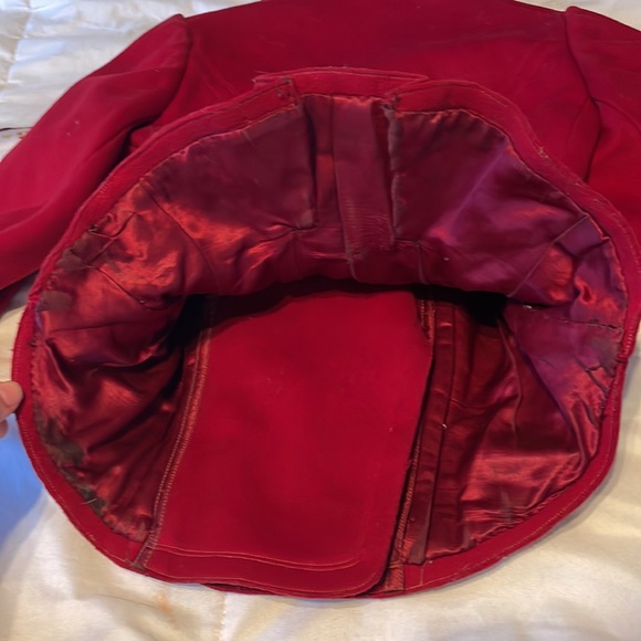 Vintage Childrens Red Jacket with Green Velvet Collar - Picture 7 of 12